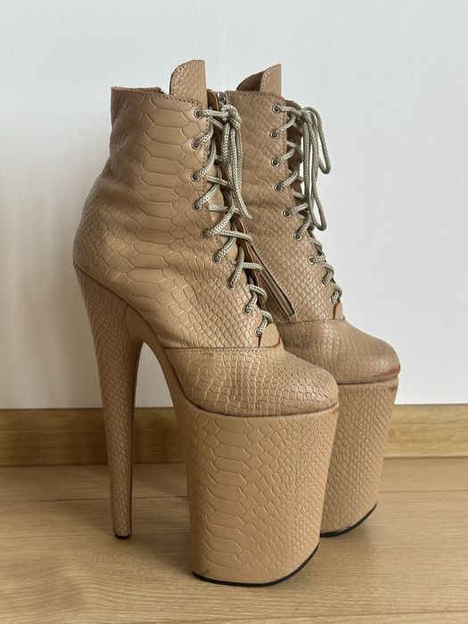 Стріпи 37 розмір, ботильйони четвірки