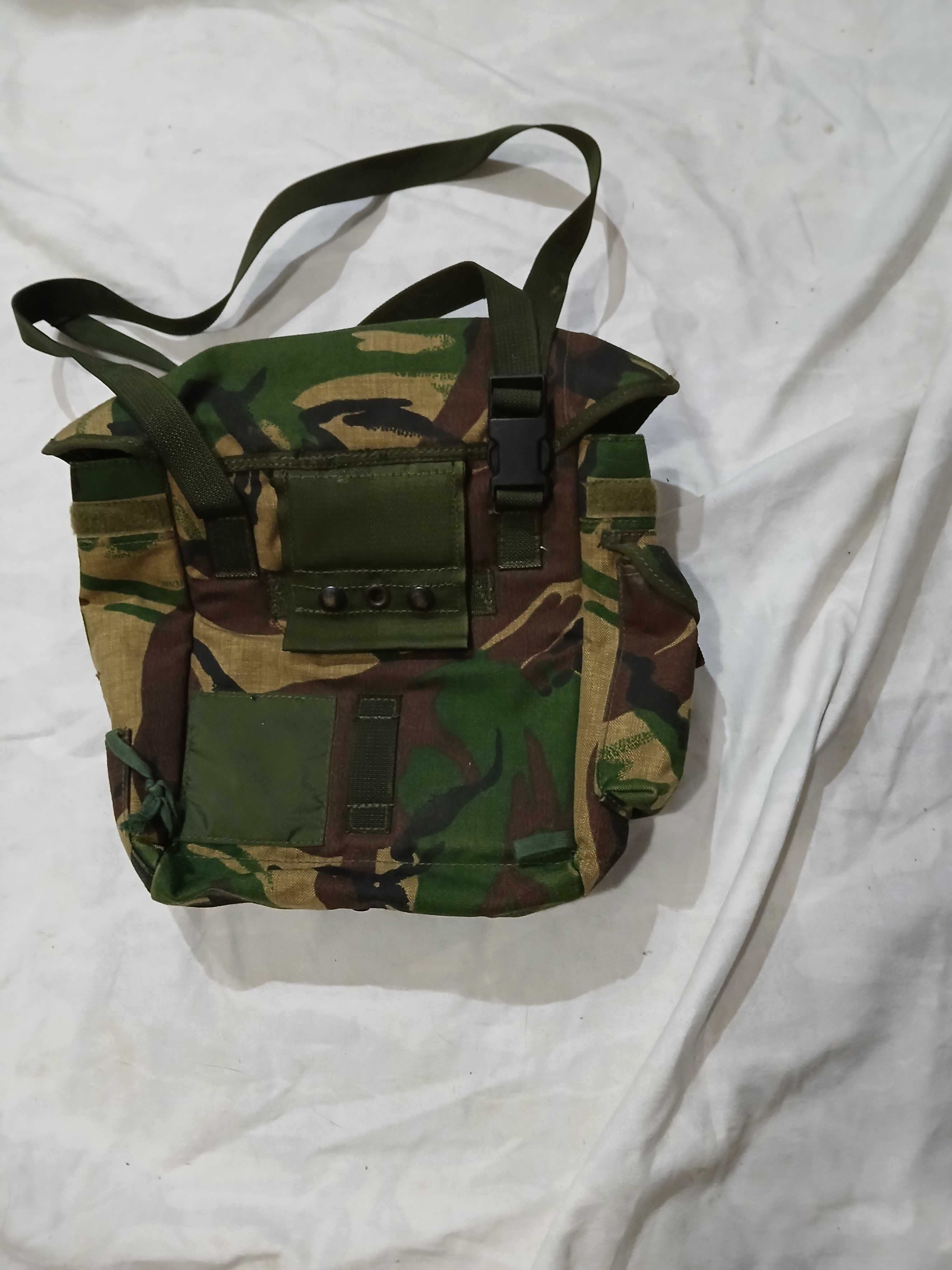 MILITAR-camisas camufladas como novas +bornal camuflado