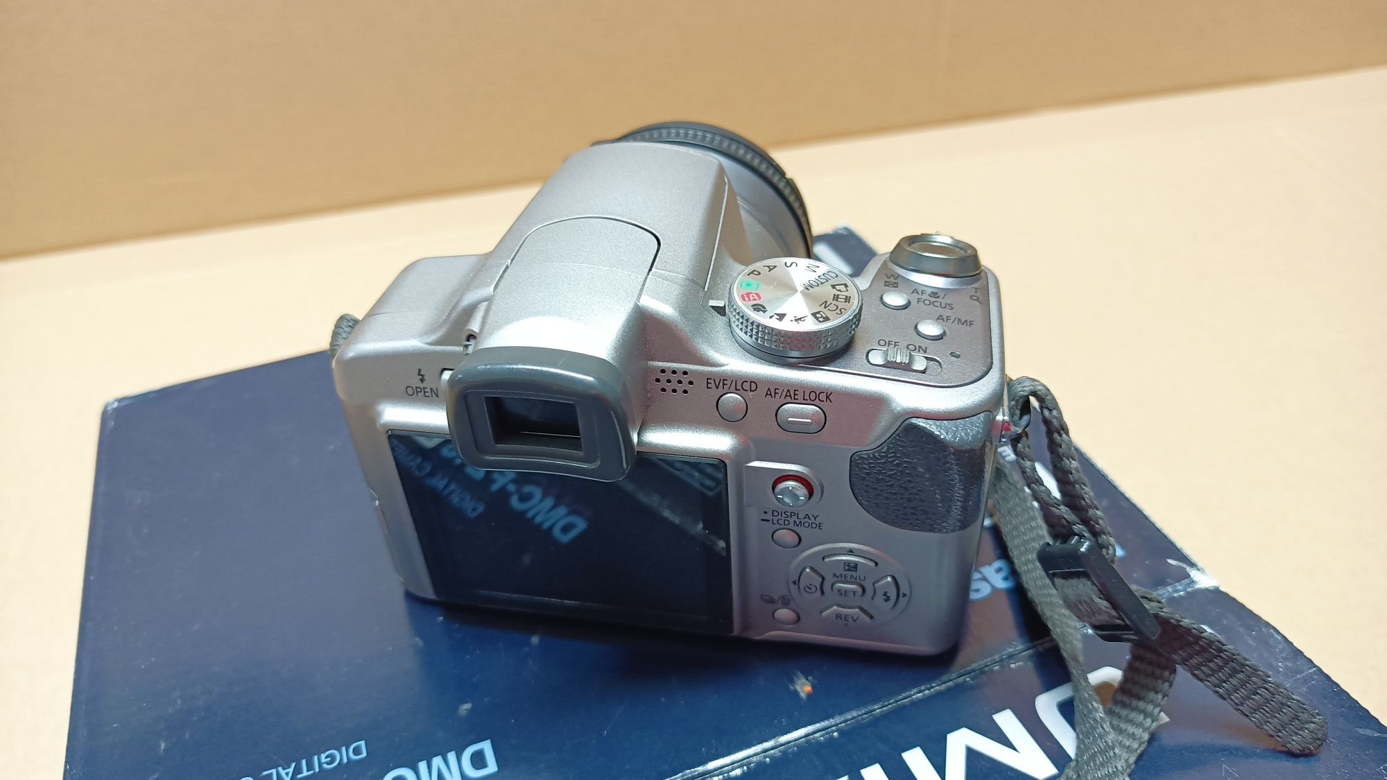 Aparat fotograficzny cyfrowy