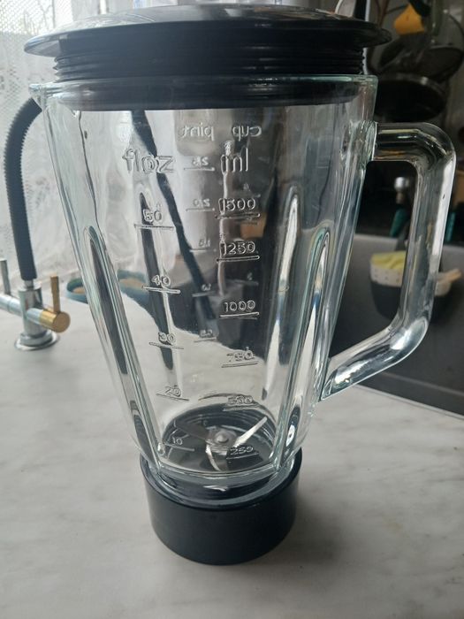 Блендер новий скляний