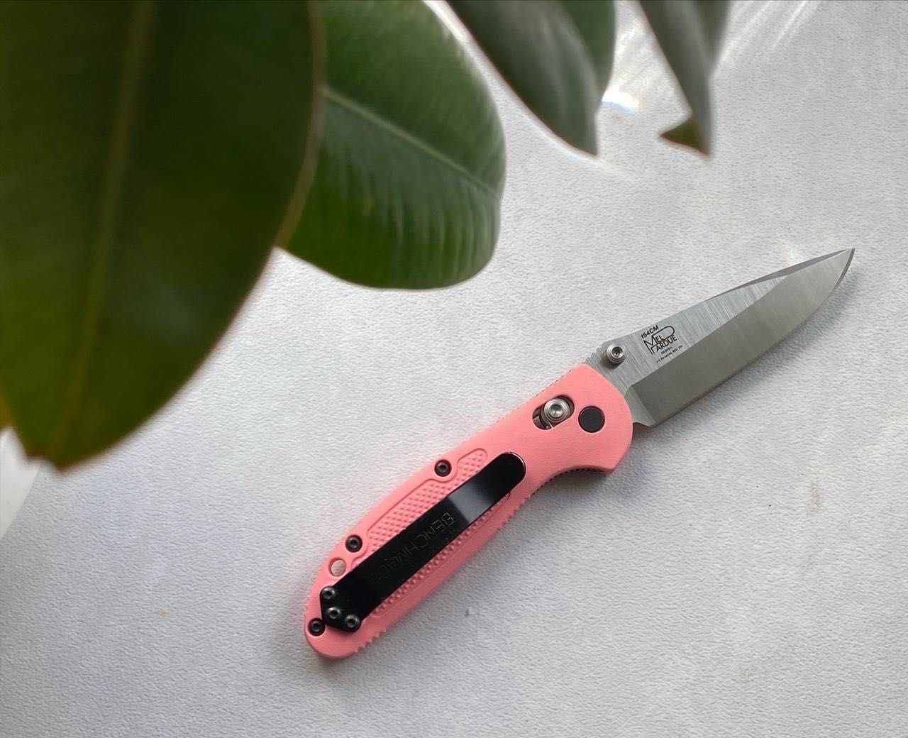 Benchmade 556 Mini Griptilian Pink