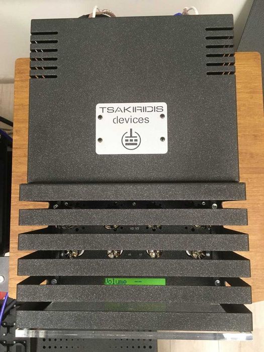 Ламповий інтегральний підсилювач Tsakiridis Aeolos