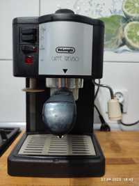 Kolbowy ekspres ciśnieniowy De'Longhi CAFFE VENETO czarny