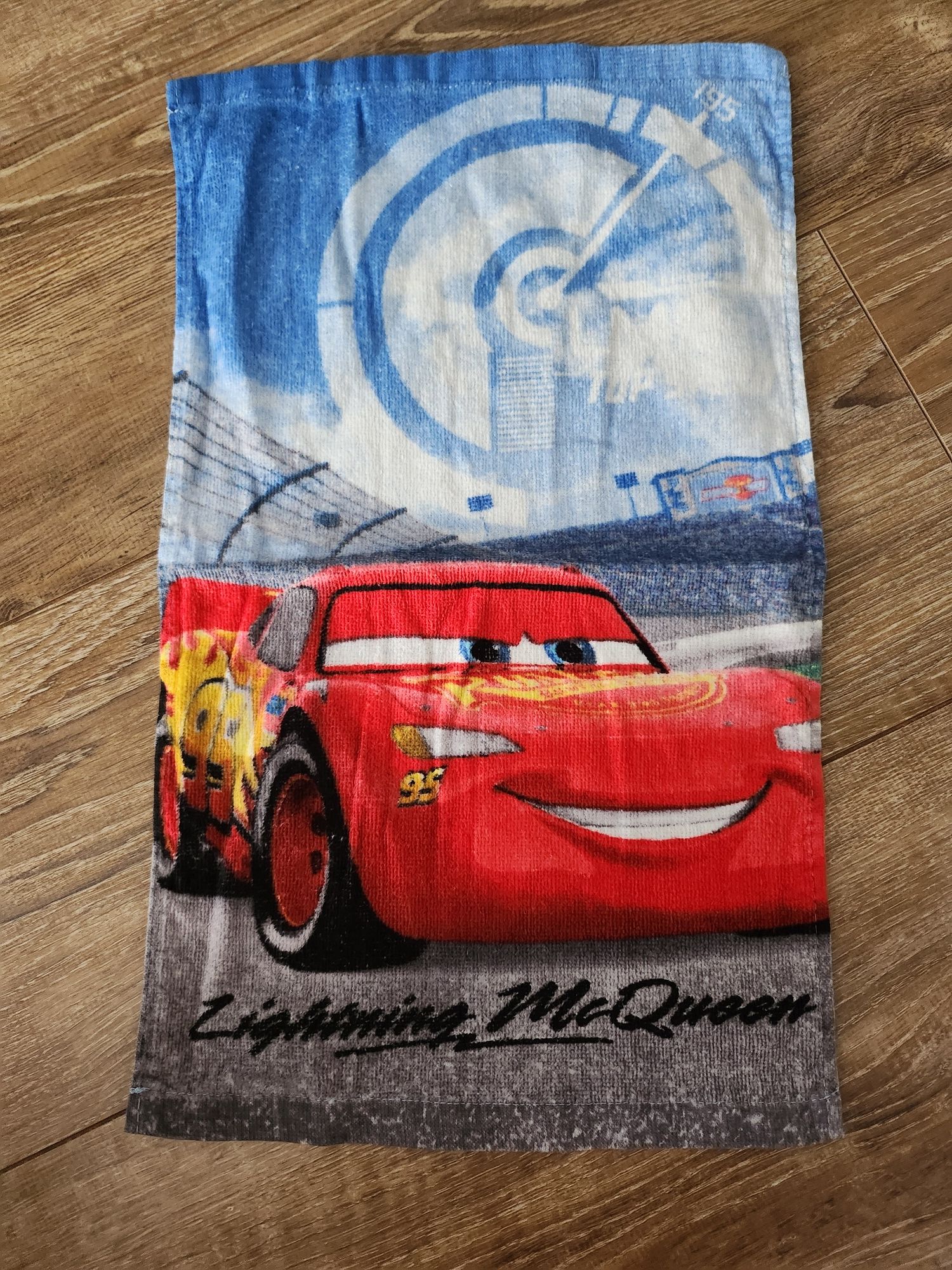Ręcznik kapielowy zygzak McQueen mały