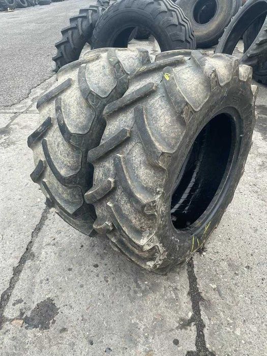 300/70r20 OPONY BKT RT765 / 2 SZT / 60-80 % bieżnika