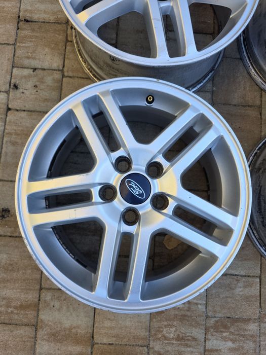 4x felgi aluminiowe Ford OE Focus MK3 6,5 komplet cali 16 5x108 et52,5