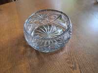 Kryształy, szklane naczynia dekoracyjne