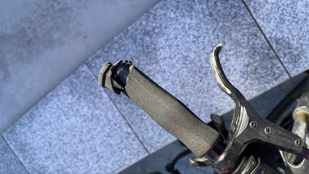 Bicicleta usada por 1 ano