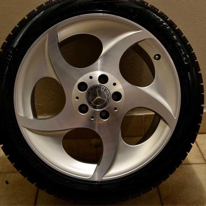 jantes  ALPHARD 18 originais Mercedes