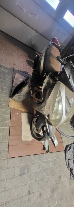 Skuter na częsci Romet Ferro 606