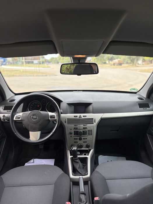Opel Astra H 1.6 2008