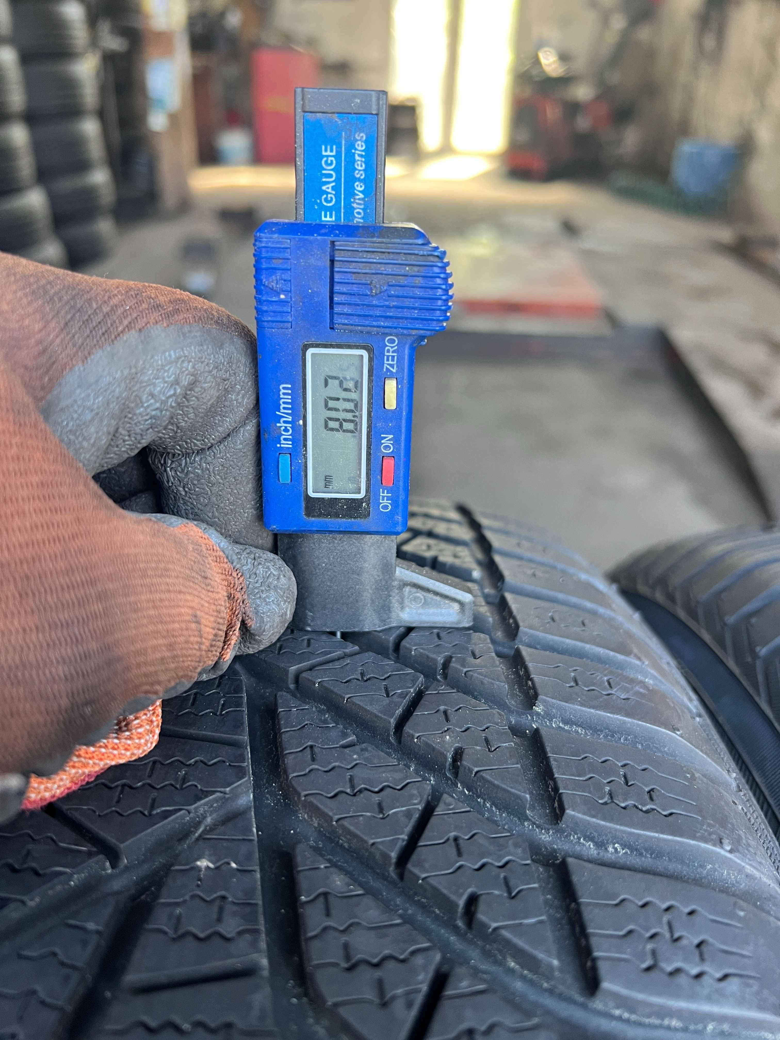 Komp. opon Yokohama 235/60R18
