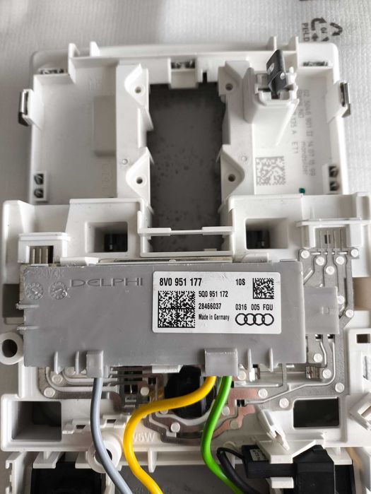 Audi A3 8V - plafonier tecto com alarme