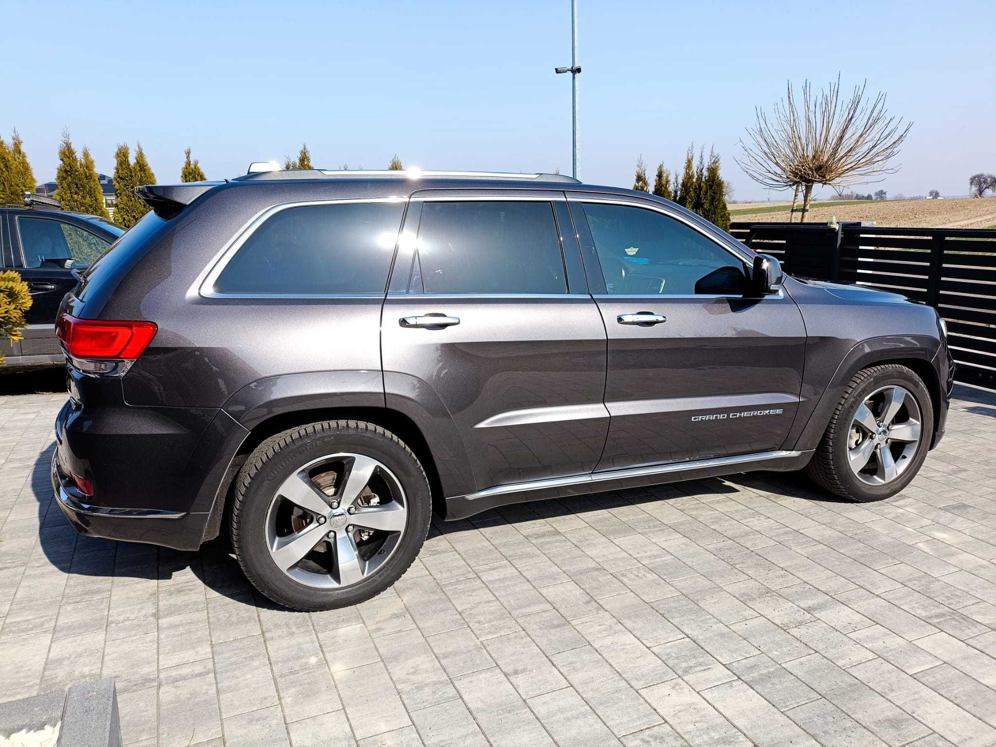 Jeep Grand Cherokee WK2 SUMMIT 4x4
