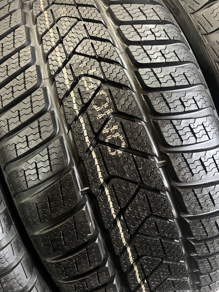 275/35/19+245/40/19 R19 Pirelli Sottozero 3 4шт новые зима