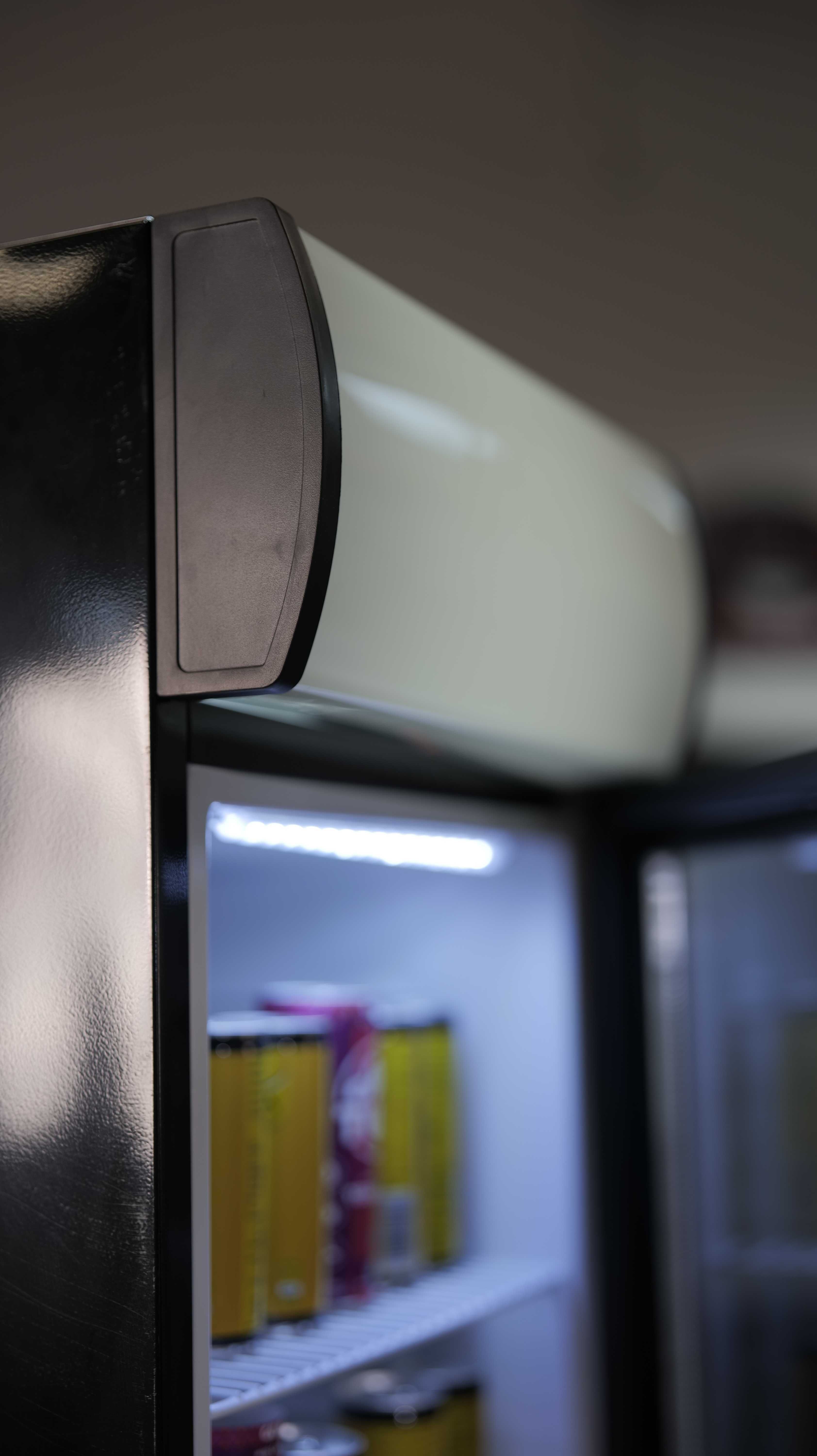Lodówka nablatowa SC80B – kompaktowe i efektywne chłodzenie