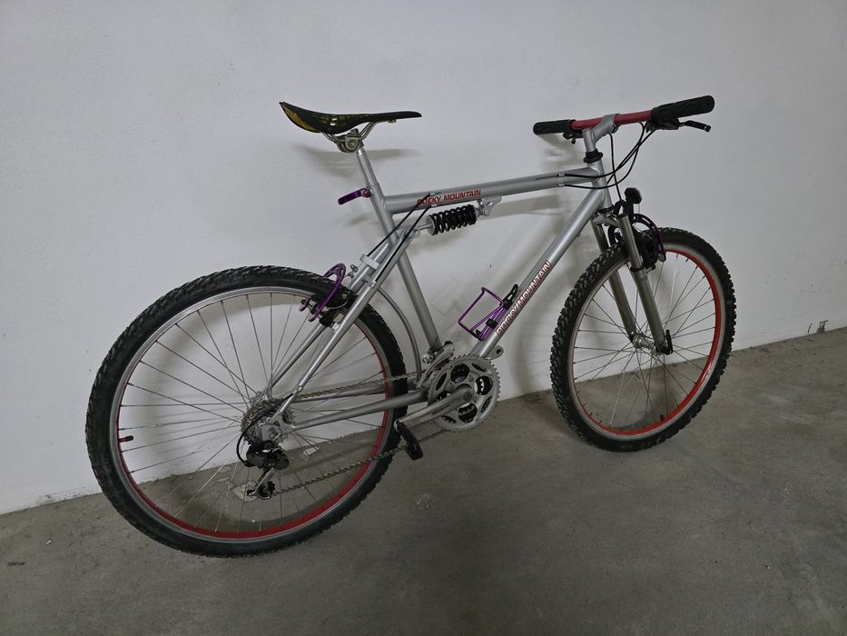 Bicicleta dupla suspencao