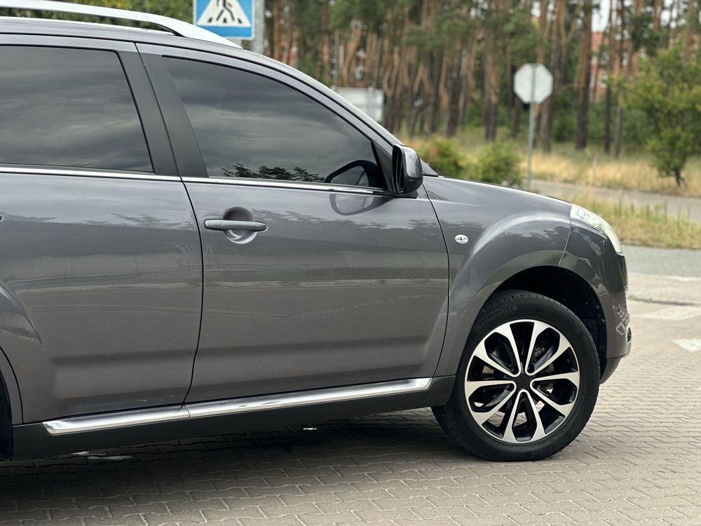Citroën C-Crosser, 2009 року, 2.2 дизель, автомат, повний привід