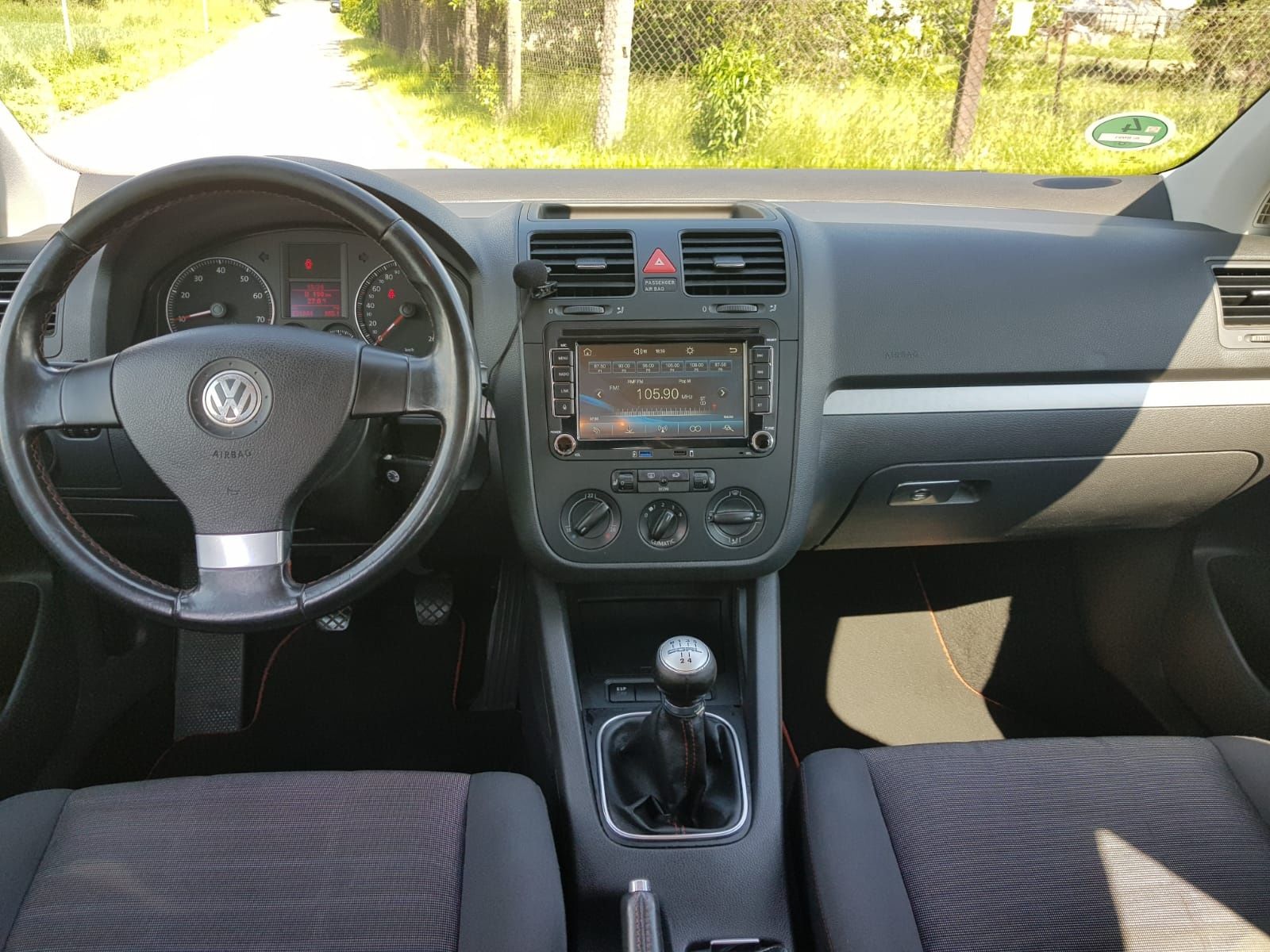 VW Golf V 1.6 MPI 102KM