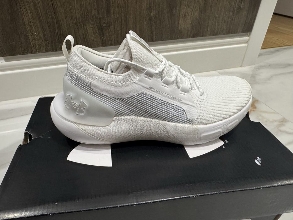 Nowe buty Under Armour 38