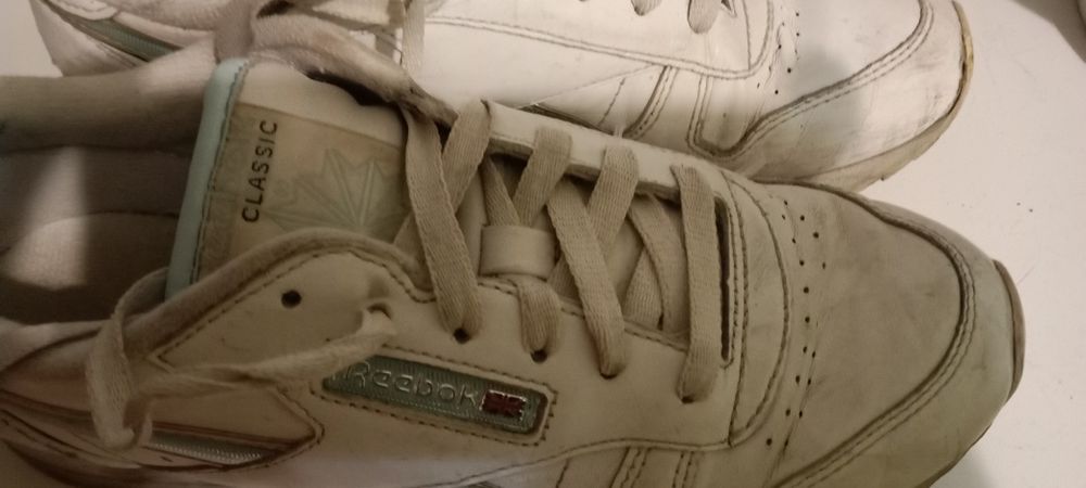 Кросівки Reebok на дівчину