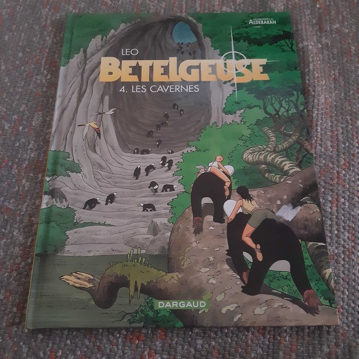 Betelguese 4 Les cavernes