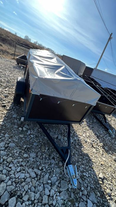 Прицеп до легкового авто : 2,15 х 1,26 м борт 60см , фанера