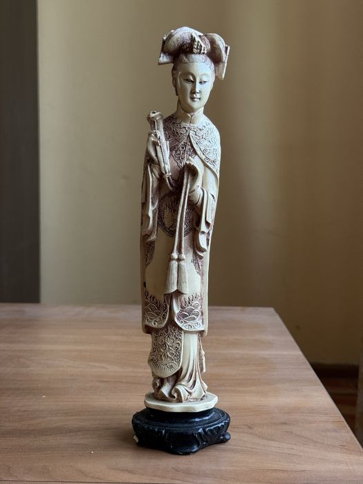 Figurka cesarzowa Chiny