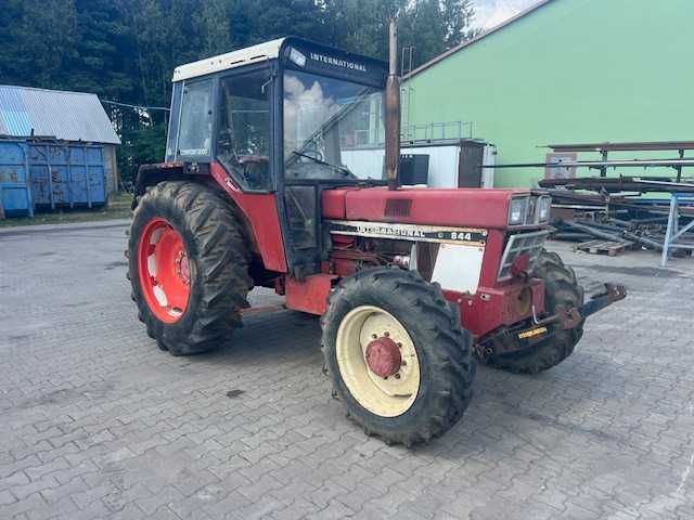 ciagnik international 844