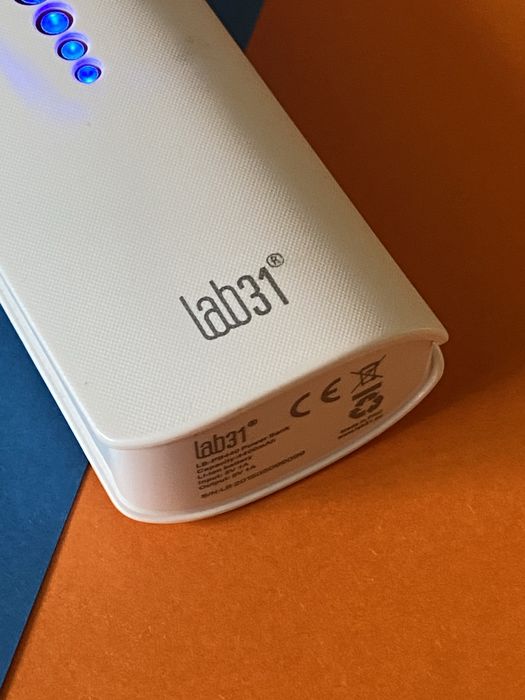 LAB31 4400 mAh power bank