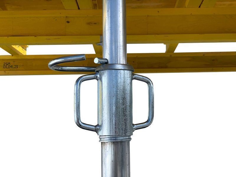 szalunek stropowy płyty trójwarstwowe podpory sklejka dźwigar