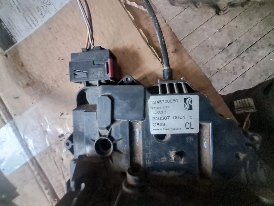 ФІАТ ДУКАТО ручка і замок зад двері (06-14р)