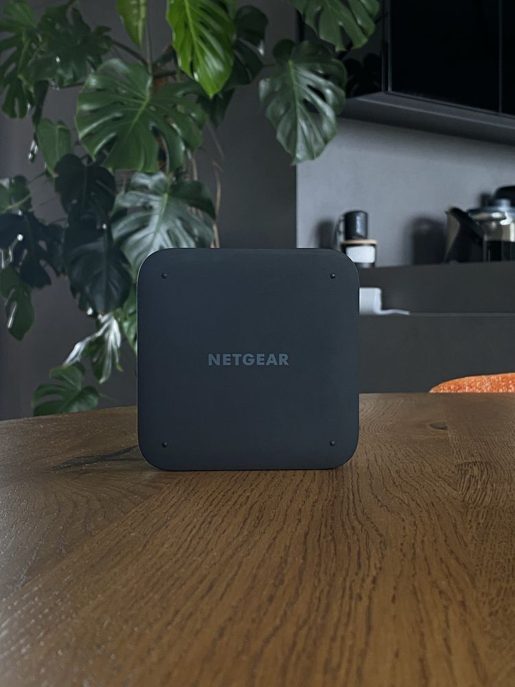 Router 5G Netgear Nighthawk M5 MR5200