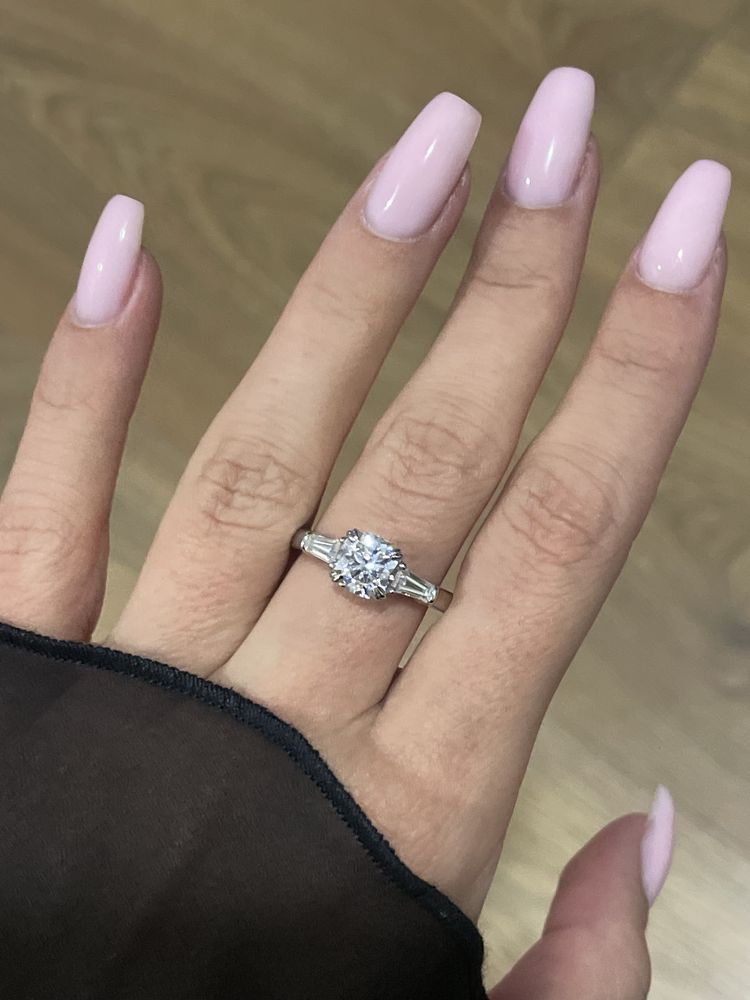 Красивейшее кольцо с муассанитом 2.00ct GRA серебро 925