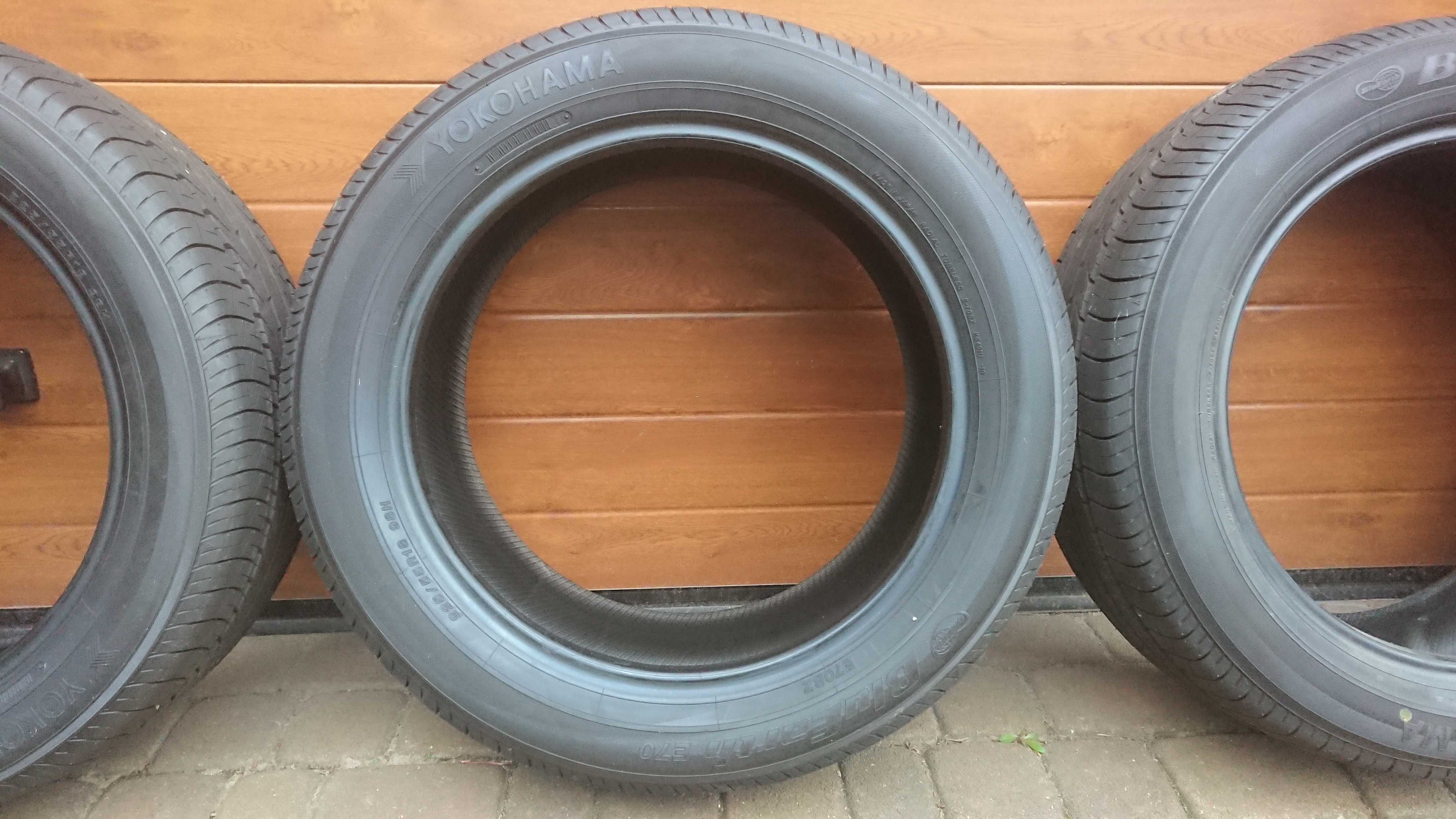 4x YOKOHAMA BluEarth E70 225/55/18 Jak Nowe