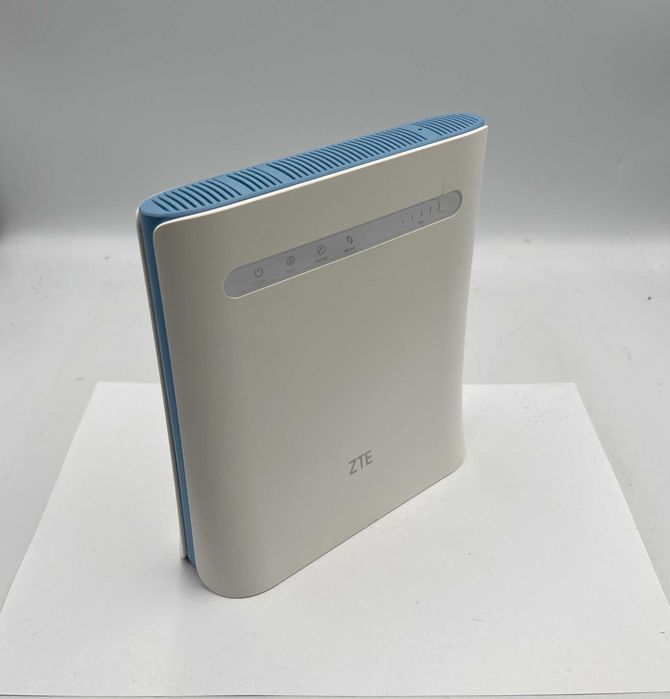 Router LTE ZTE MF286D Komplet