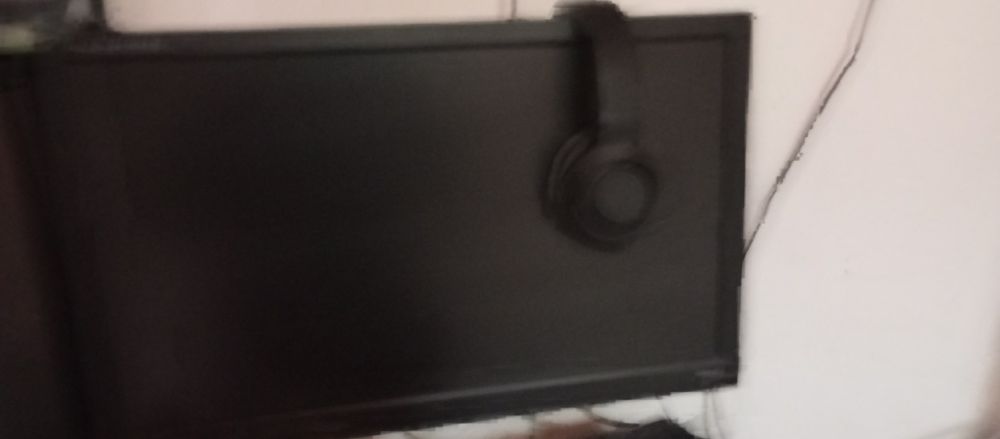 2 monitor com tripé