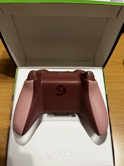 Limitowany kontroler Minecraft Pig do Xbox One Idealny stan!