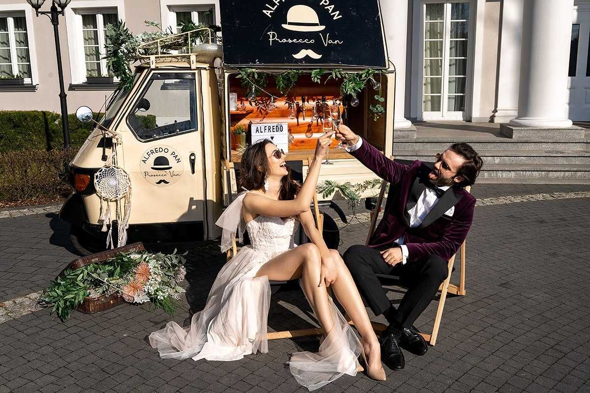 Prosecco Van- Unikatowa atrakcja na Twoim przyjęciu!