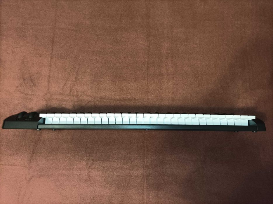 MIDI-клавиатура контроллер M-Audio Keystation 49 MK3 — как новая