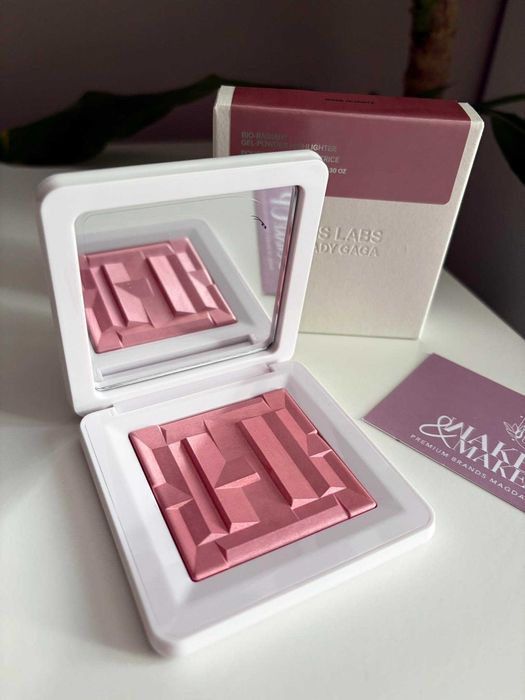 Haus Labs By Lady Gaga Bio-Radiant Gel-Powder Highlighter Rose Quartz