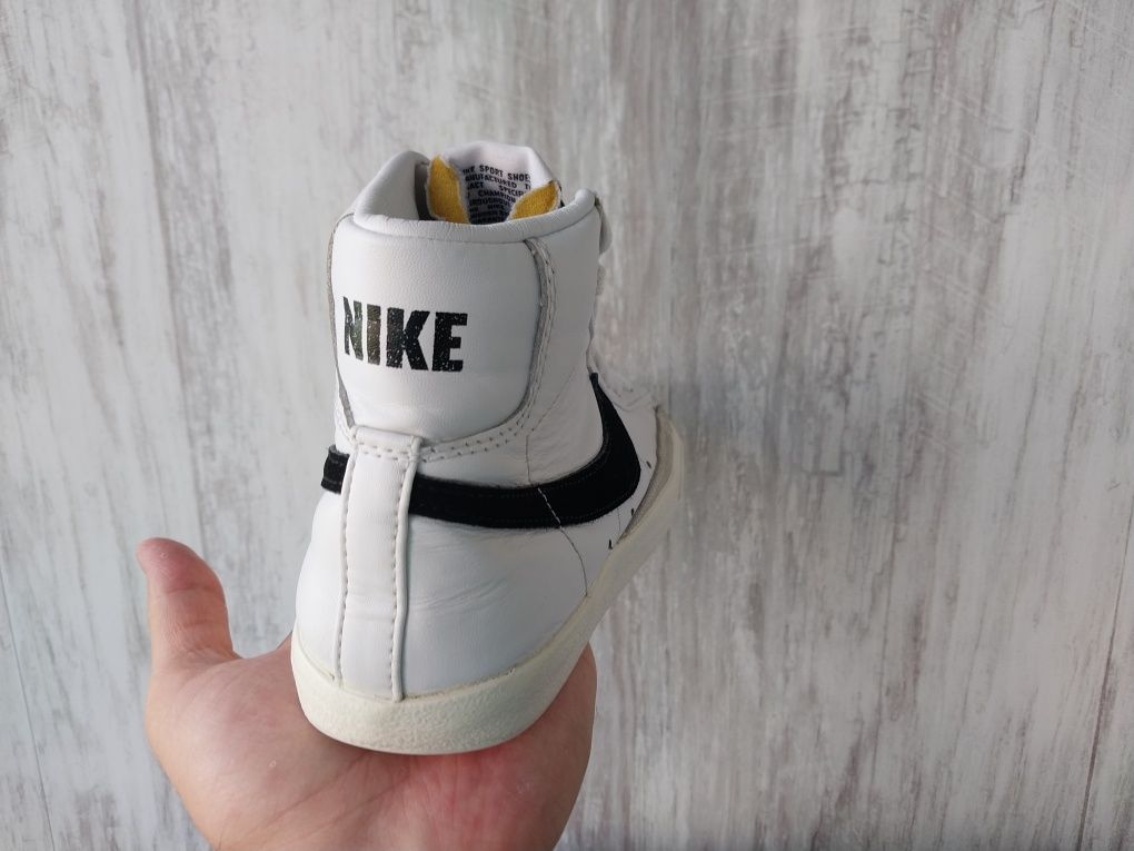 Кеды Nike Blazer Mid '77 23.5