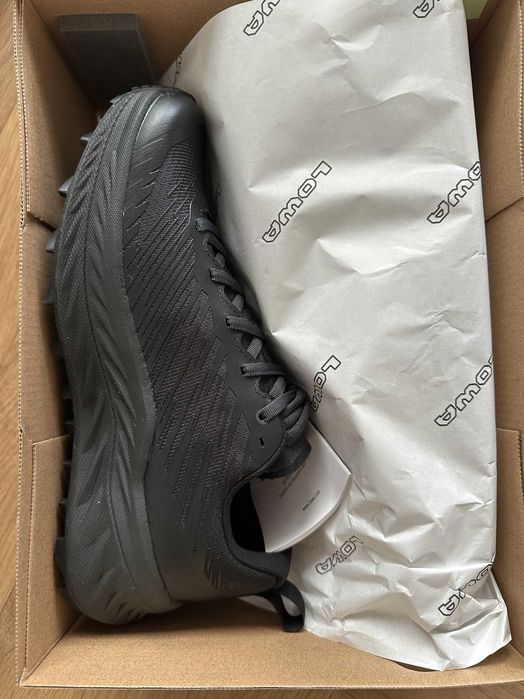 Buty do biegania LOWA FORTUX 41,5, wkładka 26 cm