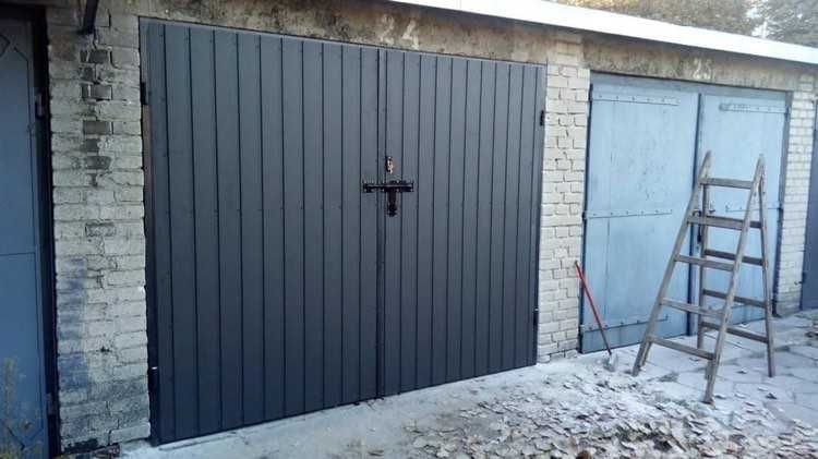 Brama garażowa, drzwi