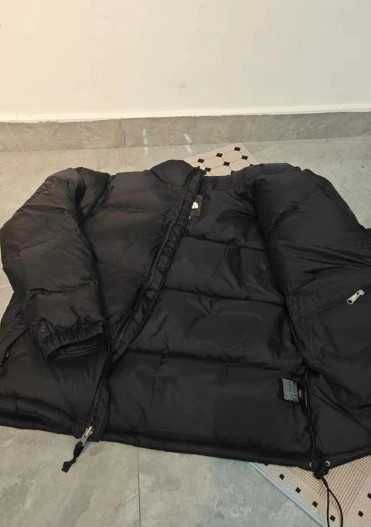 Czarna-kurtka -ITNFI- NorthFace-700-Rozmiary-M