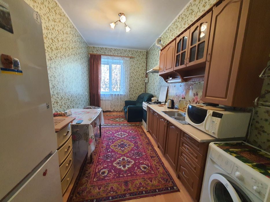 Продам 1к кв пр. Бабкіна 13, 48м2, жилий стан