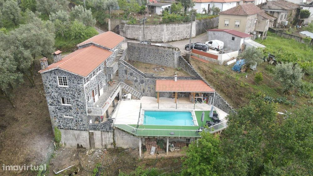 Moradia T2 - Localização tranquila