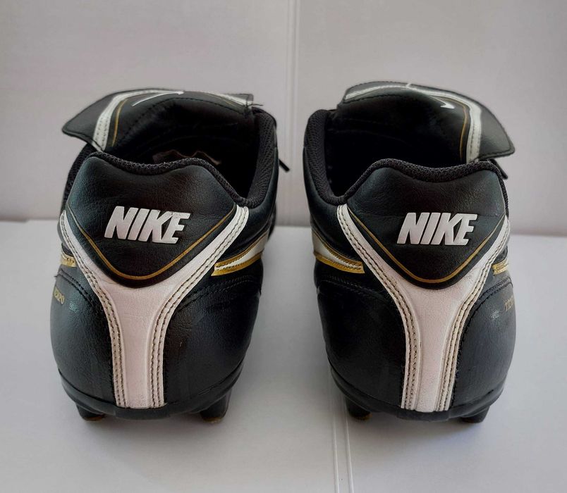 Korki piłkarskie Nike Tiempo