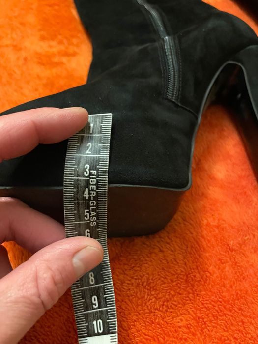 Ботфорди жіночі натуральний замш