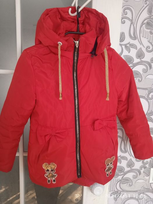 Курточка на девочку весна-осень